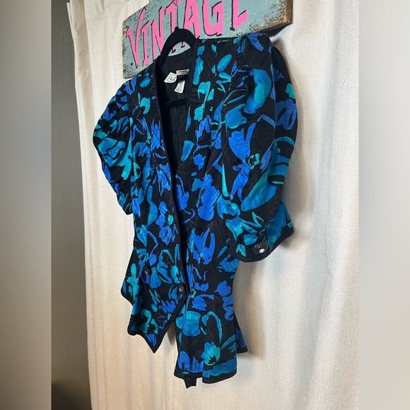 Vintage 80s Silk Floral Blue and Black Blazer with Rhinestone Button and Bow 1 - Picture 3 of 15